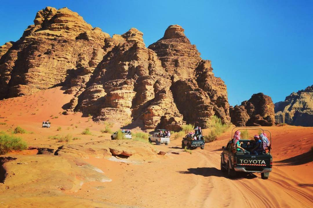 Wadi Rum Fun Time Tour'S ภายนอก รูปภาพ
